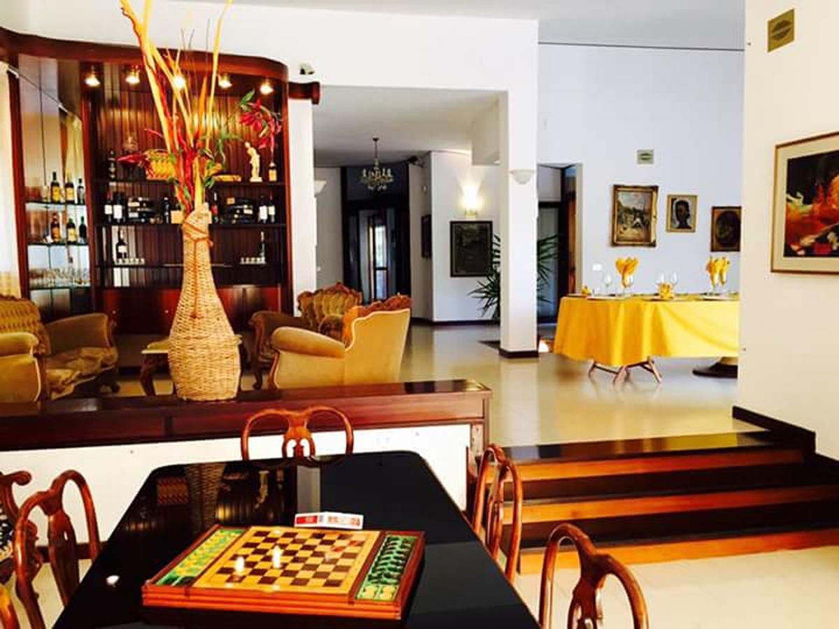 B&B Villa Garden Bisceglie Exterior foto
